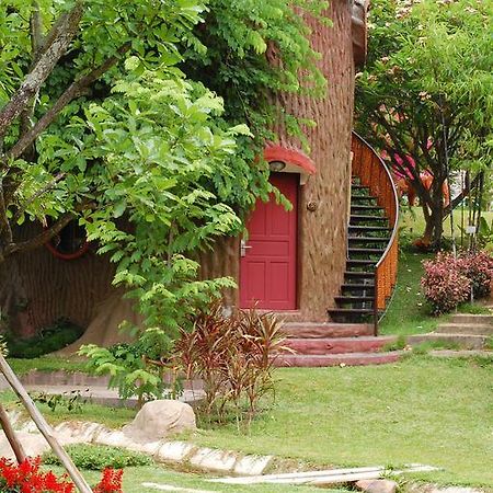 Rinrada Resort Чиангмай Екстериор снимка