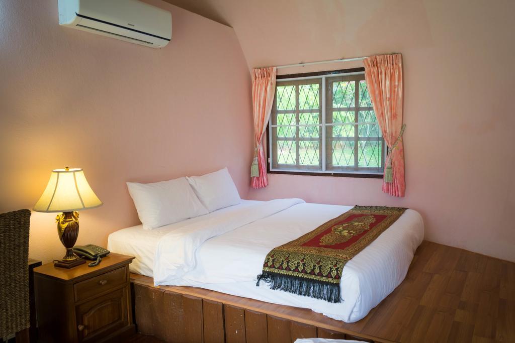 Rinrada Resort Чиангмай Екстериор снимка