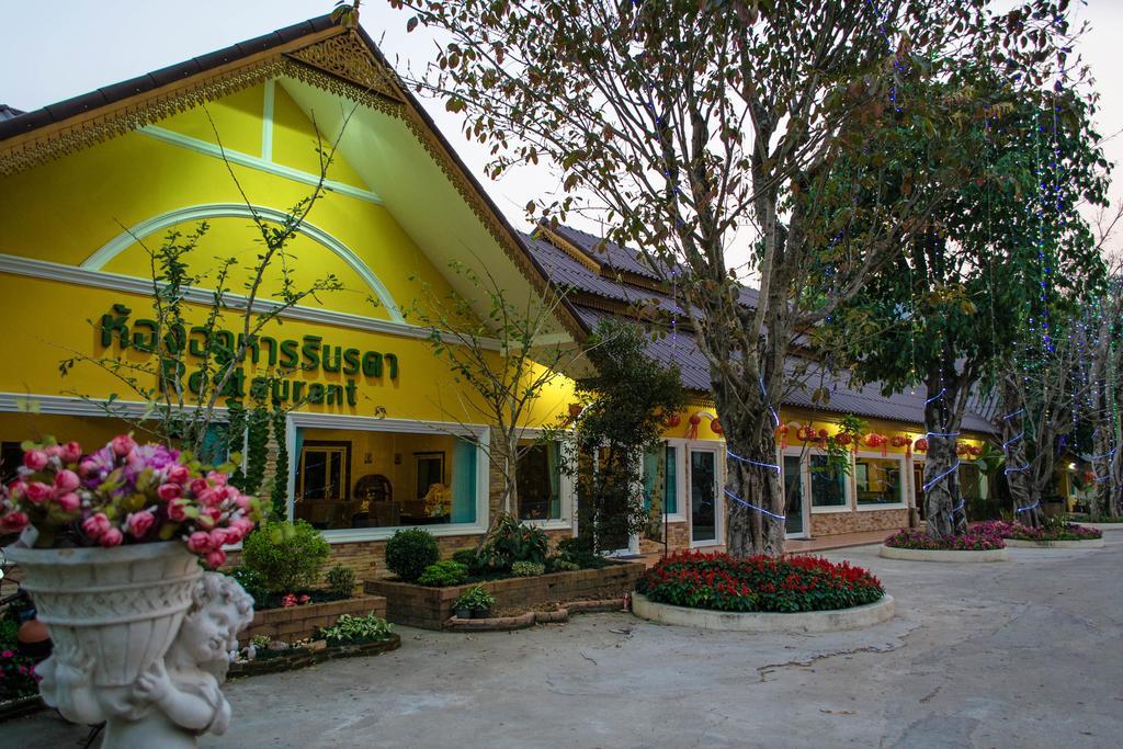 Rinrada Resort Чиангмай Екстериор снимка